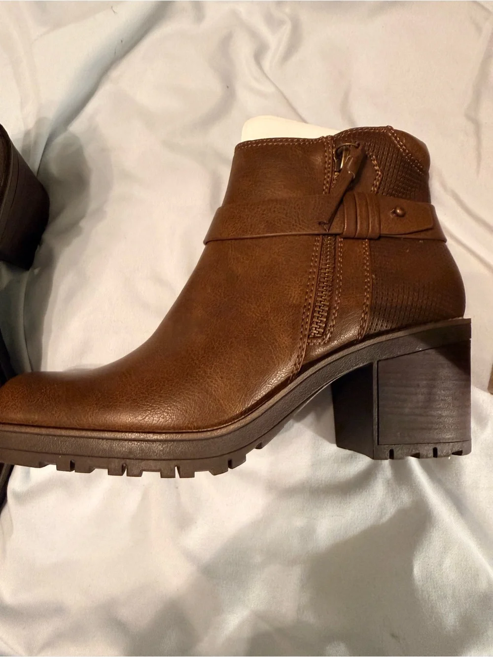 Lucky Brand Ilse Brown Ankle Boots Booties Size 6.5 New in Box
